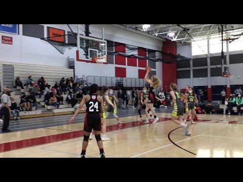 Video of Alayna Kulesza - Early Spring 2021 Highlights