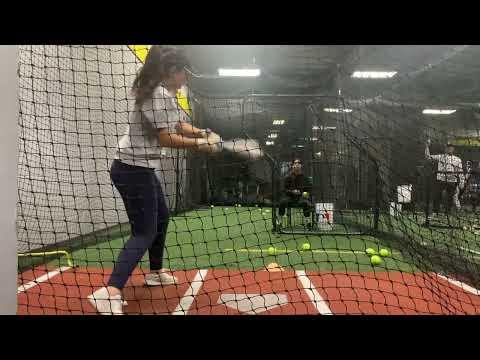 Video of 2023 Jessenia J Paredes - Uncommitted 1st/3rd Basewoman BP 01052023