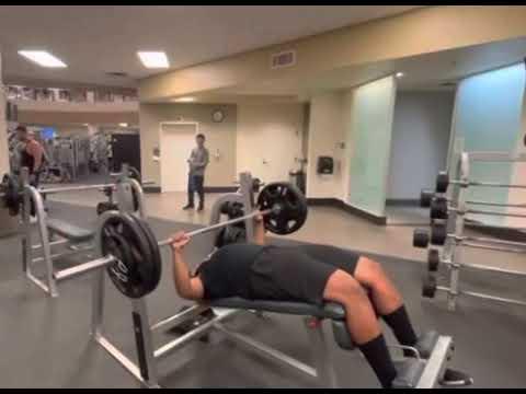 Video of Decline Bench Press- 250lbs for 8 reps 