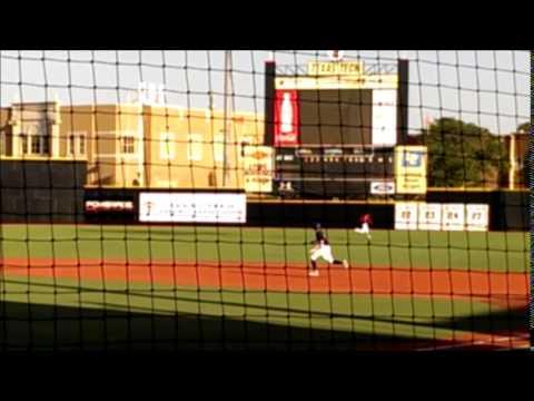 Video of Parker Robinson 2015 Hitting