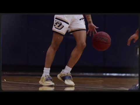 Video of freshman of the college