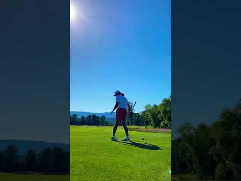 Video of 300+ yard driver to par 4 green