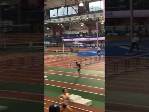 Video of triple jump 40-8