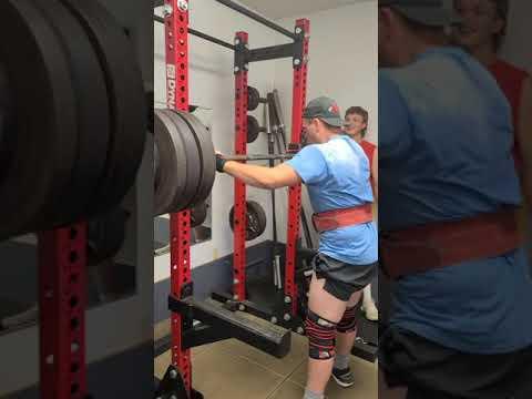 Video of Joe Kahrs squat