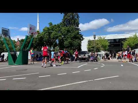 Video of Salem Hoopla XXIII-Camas Heat Team