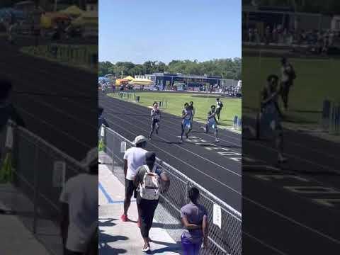 Video of Sophomore year 100m dash