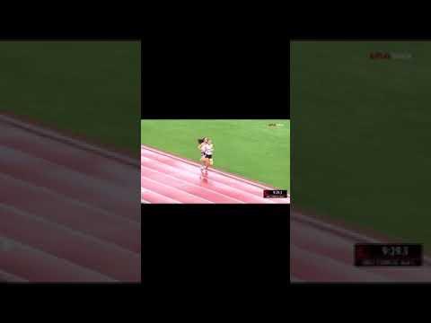 Video of 2019 UIL state meet 3200m run split 