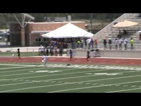 Video of Kennedae 2nd place 400m dash