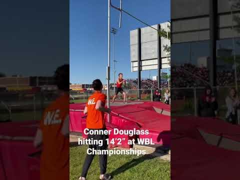 Video of Conner Douglass hitting 14’2” at WBL championship at Shawnee High School