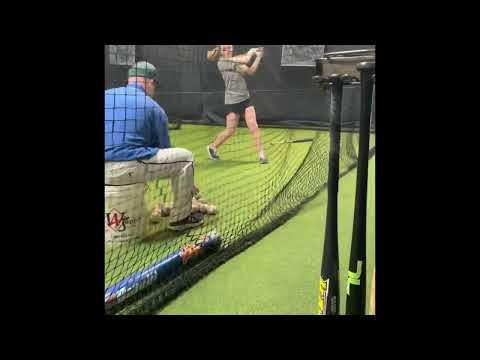 Video of Lauren Miller-Krunch 18-U White ‘23-3-18-22 Hitting