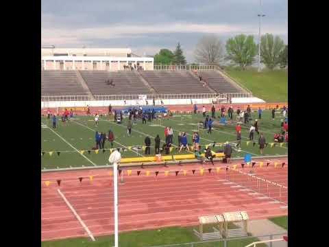 Video of 300MH Sophmore year Lane 3