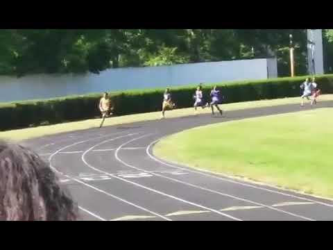 Video of 8th Grade 200M (Yellow jersey) 