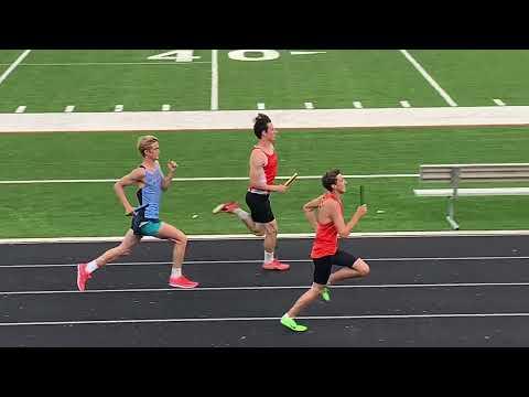 Video of 4x400 - 53.8