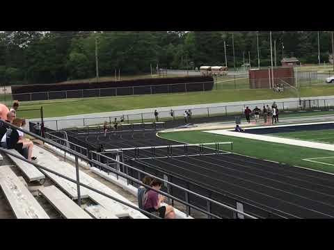 Video of Valeyna (Lane 5) 300m Hurdles