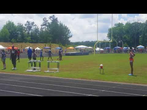 Video of L Williams, III- Lane 4 200m