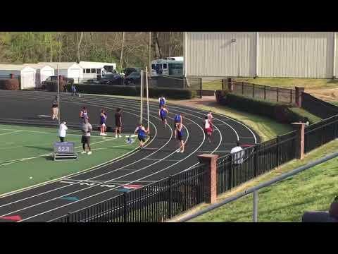 Video of 4X200M first lane 3rd leg