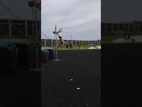 Video of Caden Thomas 6'10" near miss