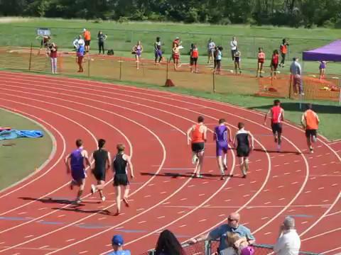 Video of First Leg of 4 x 800 at Conference Track in Belton