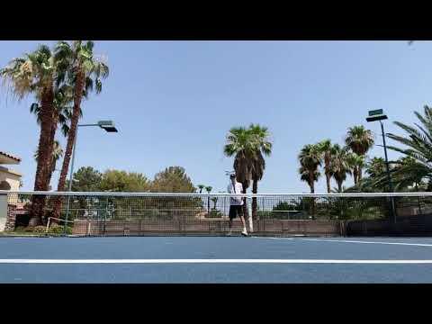 Video of Forehand volleys 