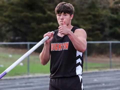 Video of Max Pole Vault 2 (Junior year)