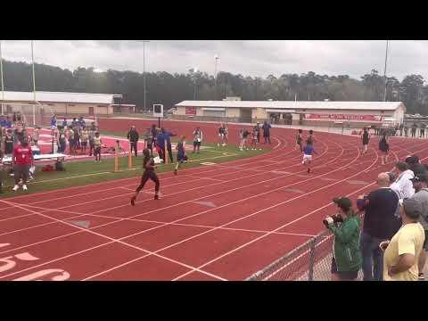 Video of 100m dash 2nd lane. Leg was hurting a bit and still got 2nd