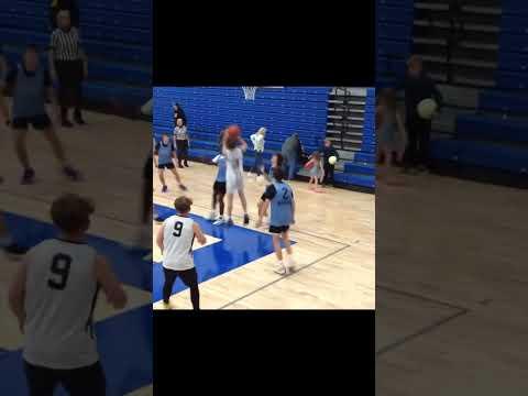 Video of Highlights from AAU tournament in Dundee this weekend! (averaged 23.3 points over 3 games)