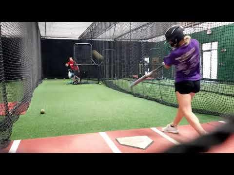 Video of Keira Suntken (2023/2nd/OF) - 07 08 2020 - Hitting Lesson