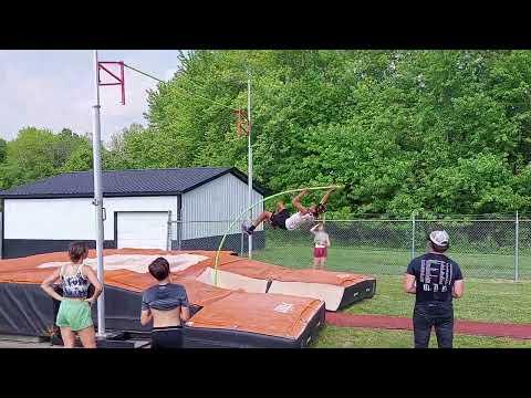 Video of 14’0ft vault as a sophomore 