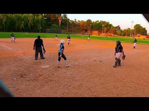 Video of Bella 2021 - SoCal Breakers18U Bella at bat