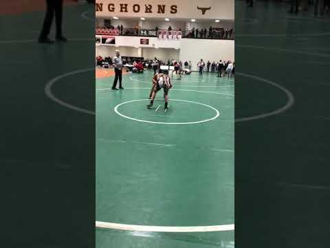 Video of (Red Singlet) Sectionals Match Sophomor Year 126lbs