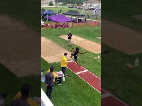 Video of Graeme Davis Long Jump 19 Feet 4 inches