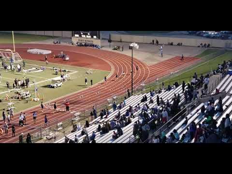 Video of Lauren Brown; 200m Dash; Lane 3; Dark Blue Top