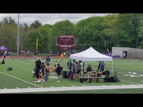 Video of 400 m hurdle - 58.14 (New School Record)