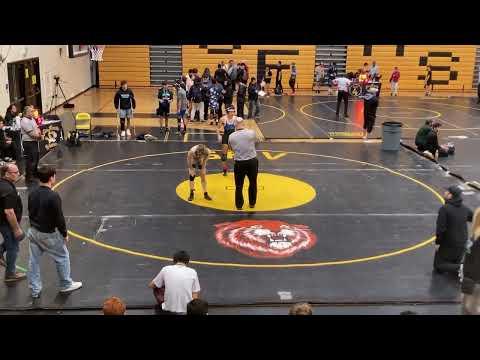 Video of Sullivan (gray) wins Third Place at the Sam De John Invitational. Jan 14, '2023