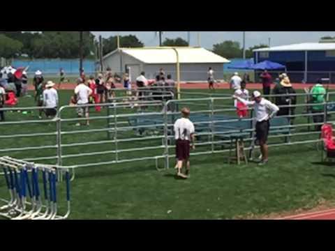 Video of 2016 Area Meet 800m 2:00.36