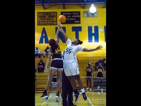 Video of Adrieanna "AD" Brownlee Junior Highlight c/o 2021