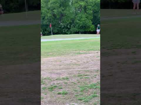 Video of Long putt for birdie!