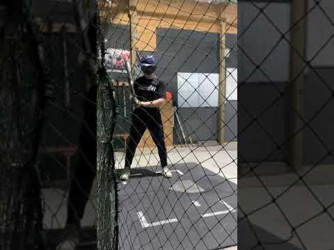 Video of Logan Winter Hitting 15