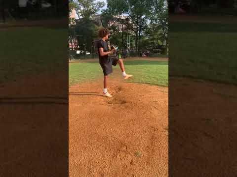 Video of Luis Urtarte 2021 MIF LIVE AT BAT OPPOSITE FIELD HIT 