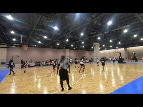 Video of Drops 35 pts in AAU tourney