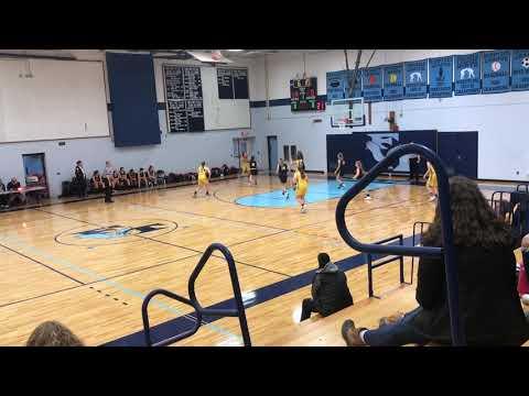 Video of Sara Beauchamp 21’, white and yellow jersey #23, 5’2 