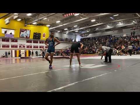 Video of Jimmy Tsosie III (WRHS) VS Khan Richardson (Brophy Prep)