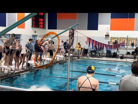 Video of Anchoring 400 Free Relay - Dual Meet