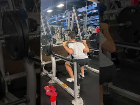 Video of squats 