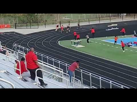 Video of Sydney's 200m opener for the 2021 outdoor season