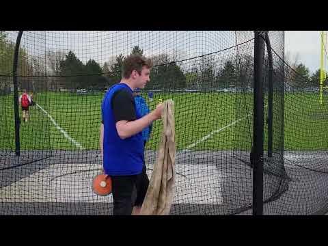 Video of C/o25 165.1ft discus throw