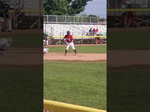 Video of Isaiah Rosado - Hitting 