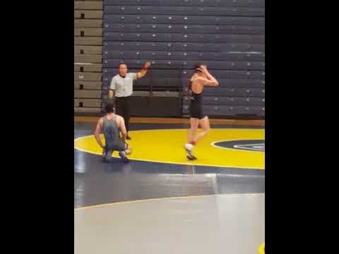 Video of Tommy Baldwin, 132 Sophmore @ Princess Anne High School