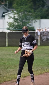 Alexa Edmands Softball recruiting profile image