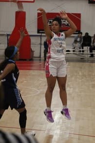 Victoria Myers Women's Basketball recruiting profile image